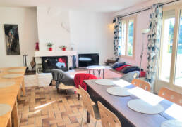 Salon du Gîte du Menhir, maison en location près de Cordemais